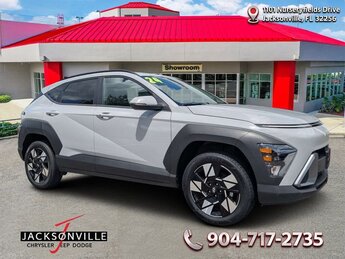 2024 Cyber Gray Metallic Hyundai Kona SEL Automatic (CVT) SUV 4 Door
