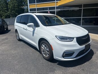 2022 Chrysler Pacifica Touring L Automatic Van FWD 4 Door 3.6L V6 24V VVT Engine