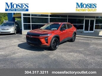 2024 Cayenne Orange Metallic Chevrolet Trax ACTIV FWD 4 Door SUV Automatic