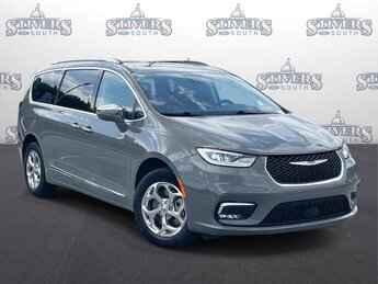 2021 Chrysler Pacifica Limited Automatic AWD 4 Door
