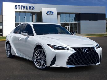 2022 Eminent White Pearl Lexus IS 300 4 Door Automatic Car 2.0L I4 Turbocharged Engine