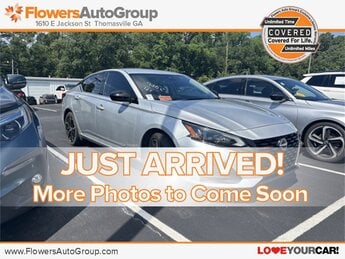 2023 Brilliant Silver Metallic Nissan Altima 2.5 SR Car Automatic (CVT) 2.5L 4-Cylinder DOHC 16V Engine FWD 4 Door