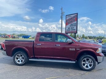 2017 Flame Red Clear Coat Ram 1500 Laramie Laramie Truck HEMI 5.7L V8 395hp 410ft. lbs. Engine Automatic 4X4 4 Door