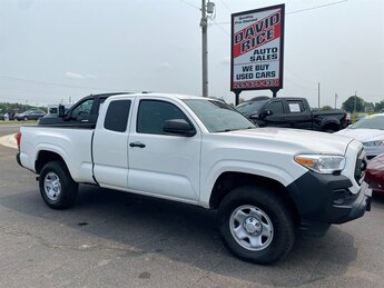 2021 Super White Toyota Tacoma SR SR 4 Door 2.7L I4 159hp 180ft. lbs. Engine Truck