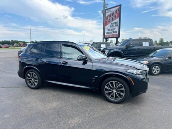 2025 Carbon Black Metallic BMW X5 M60i M60i SUV 4.4L Twin Turbo V8 523hp 553ft. lbs. Engine AWD 4 Door