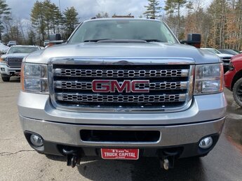 2013 Quicksilver Metallic GMC Sierra 2500HD SLT 4 Door Automatic Duramax 6.6L V8 Turbodiesel Engine 4X4