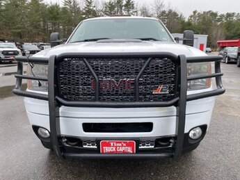 2013 GMC Sierra 3500HD Denali 4 Door Duramax 6.6L V8 Turbodiesel Engine Automatic Truck