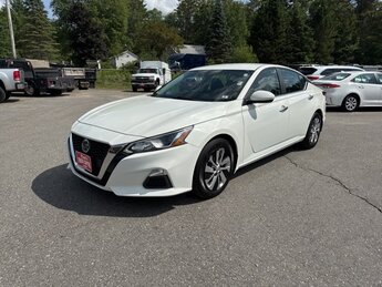 2020 Glacier White Nissan Altima 2.5 S Car Automatic (CVT) FWD