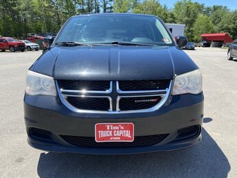 2014 Brilliant Black Crystal Pearlcoat Dodge Grand Caravan SXT 4 Door Van 3.6L V6 24V VVT Engine Automatic FWD