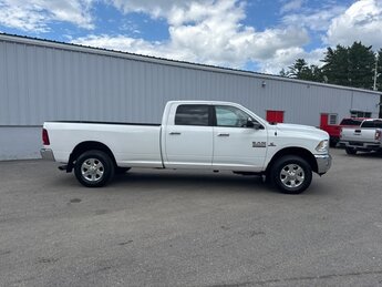 2015 Bright White Clearcoat Ram 3500 Lone Star 4 Door 4X4 Cummins 6.7L I6 Turbodiesel Engine Truck Automatic