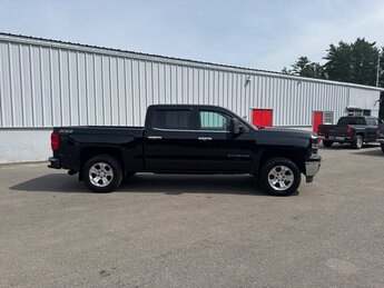 2015 Chevrolet Silverado 1500 LT 4 Door EcoTec3 5.3L V8 Engine Truck 4X4