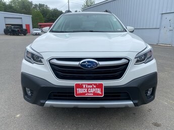 2022 Crystal White Pearl Subaru Outback Limited XT Automatic (CVT) 2.4L DOHC Engine AWD 4 Door SUV
