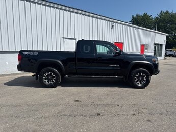 2017 Black Toyota Tacoma TRD Off-Road V6 Engine Truck 4X4