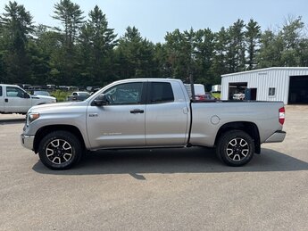 2021 Toyota Tundra SR5 Automatic 4X4 Truck i-Force 5.7L V8 DOHC 32V LEV Engine 4 Door