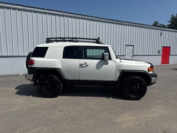 2011 Toyota FJ Cruiser Base Automatic 4 Door 4X4