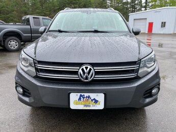 2016 Volkswagen Tiguan SE 2.0L 4-Cylinder Turbocharged Engine AWD 4 Door