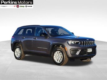 2025 Jeep Grand Cherokee Laredo 3.6L V6 24V VVT Engine SUV 4 Door Automatic