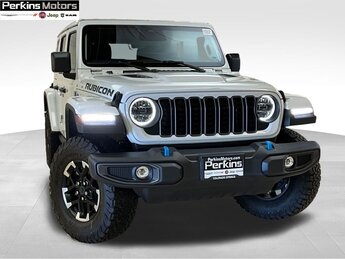 2025 Bright White Clearcoat Jeep Wrangler 4xe Rubicon 4X4 Automatic 4 Door