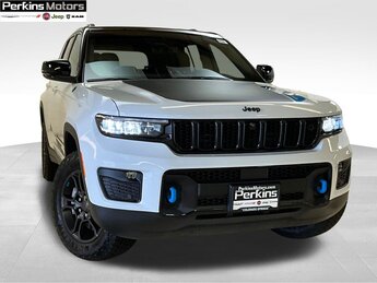 2025 Bright White Clearcoat Jeep Grand Cherokee 4xe Trailhawk SUV 4X4 Automatic