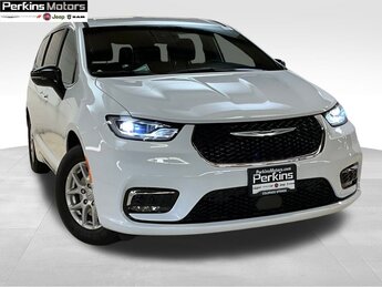 2025 Bright White Clearcoat Chrysler Pacifica Select Automatic FWD 4 Door Van 3.6L V6 24V VVT Engine