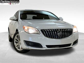 2015 Buick Regal Premium I Automatic 2.0L 4-Cylinder DGI DOHC VVT Turbocharged Engine 4 Door