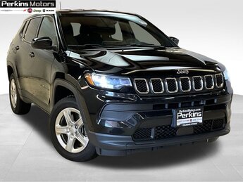 2023 Diamond Black Crystal Pearlcoat Jeep Compass Sport 4 Door 4X4 SUV Automatic