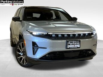 2025 Silver Zynith Clearcoat Jeep Wagoneer S Limited 4 Door Automatic SUV