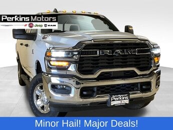 2025 Ram 3500 Tradesman 6.7L I6 Engine Truck 4X4 4 Door Automatic