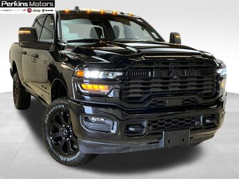 2025 Diamond Black Crystal Pearlcoat Ram 2500 Big Horn Automatic 4X4 4 Door 6.7L I6 Engine Truck
