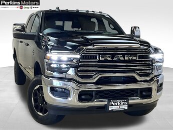 2025 Diamond Black Crystal Pearlcoat Ram 2500 Laramie Automatic 6.7L I6 Engine Truck