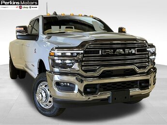 2025 Ram 3500 Laramie Automatic 4 Door Truck 6.7L I6 Engine
