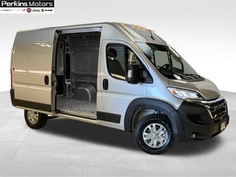 2025 Bright Silver Metallic Clearcoat Ram ProMaster 1500 SLT Van 3 Door 3.6L V6 24V VVT Engine Automatic FWD