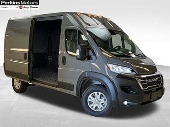 2025 Ceramic Gray Clearcoat Ram ProMaster 1500 SLT Van Automatic 3 Door FWD