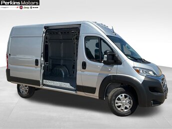 2025 Ram ProMaster 1500 SLT Van 3.6L V6 24V VVT Engine 3 Door FWD