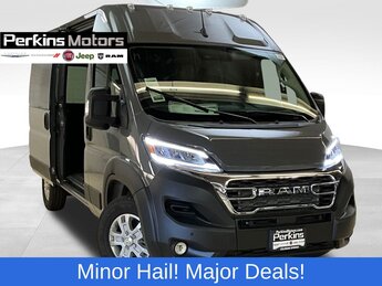 2025 Ceramic Gray Clearcoat Ram ProMaster 2500 Window Van High Roof 3 Door Van FWD Automatic