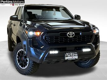 2024 Toyota Tacoma 2.4L 4-Cylinder Engine Automatic 4X4 4 Door Truck