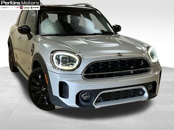 2022 MINI Cooper S Countryman Cooper S SUV 2.0L I4 DOHC 16V Engine AWD Automatic