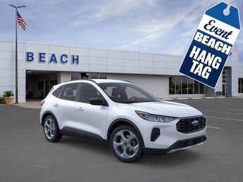 2025 Space Silver Metallic Ford Escape ST-Line SUV 4 Door 1.5L EcoBoost® with Auto Start-Stop Technology Engine FWD