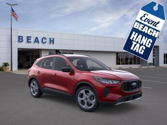 2025 Rapid Red Metallic Tinted Clearcoat Ford Escape ST-Line FWD 4 Door SUV 2.5L iVCT Atkinson Cycle I-4 Hybrid Powertrain Engine