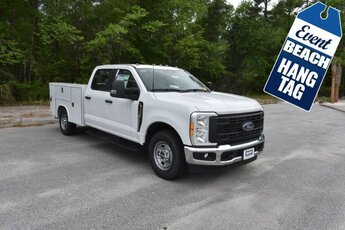 2023 Ford Super Duty F-250 SRW XL Automatic Truck RWD 6.8L 2 Valve DEVCT NA PFI V8 Gas Engine