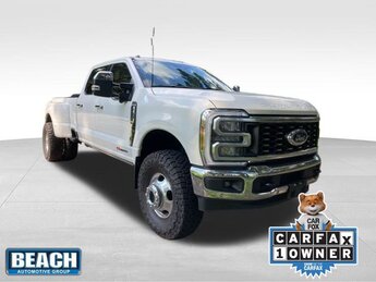2025 Oxford White Ford Super Duty F-350 DRW King Ranch Truck 4X4 Automatic 4 Door 6.7L High Output Power Stroke V8 Diesel Engine
