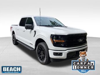2024 Oxford White Ford F-150 XLT 4X4 4 Door 3.5L PowerBoost Full-Hybrid V6 Engine