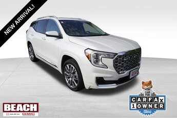 2022 White Frost Tricoat GMC Terrain Denali 1.5L DOHC Engine 4 Door Automatic