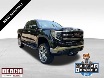2023 GMC Sierra 1500 SLT Truck 4X4 4 Door