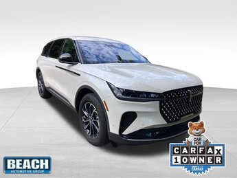 2024 White Platinum Metallic Tri-Coat Lincoln Nautilus Premiere Automatic SUV 2.0L GTDi Engine 4 Door AWD