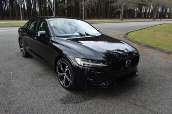 2024 Onyx Black Metallic Volvo S60 B5 Plus Dark Automatic I-4 cyl Engine Car AWD