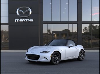 2025 Snowflake White Pearl Mica Mazda Mazda MX-5 Miata Grand Touring 2.0L SKYACTIV-G 4-cyl Engine Automatic RWD 2 Door