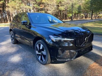 2025 Volvo XC60 Plug-In Hybrid T8 Plus SUV Automatic AWD I-4 cyl Engine 4 Door