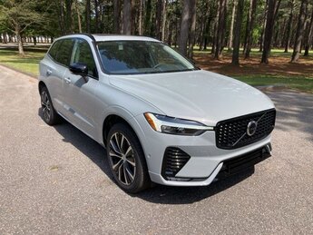 2025 Vapour Grey Metallic Volvo XC60 B5 Plus SUV AWD I-4 cyl Engine Automatic