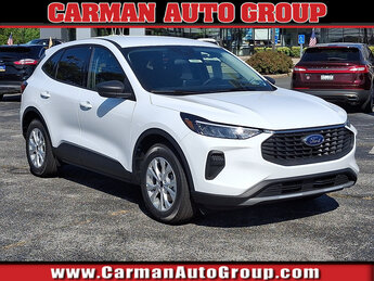 2025 Oxford White Ford Escape Active EcoBoost 1.5L I-3 port/direct injection, DOHC, Ti-VCT variable valve control, intercooled turbo, premium unleaded, engine with 180HP 4 Door Automatic
